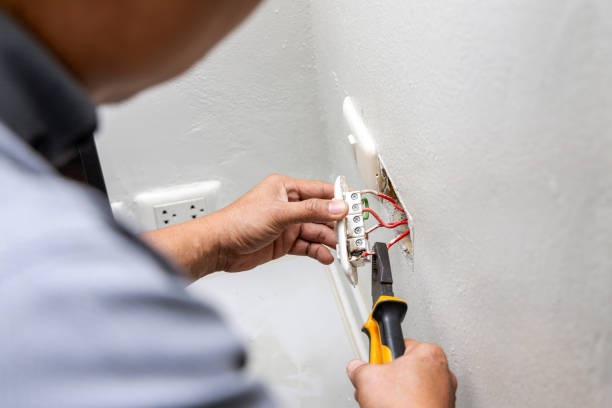 Best Circuit Breaker Repair  in East Douglas, MA